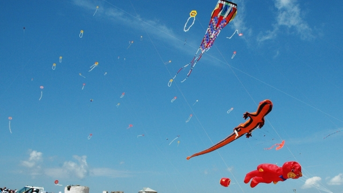 Geleneksel Bali Uçurtma Şenliği, Renkli Görüntülere Sahne Oldu