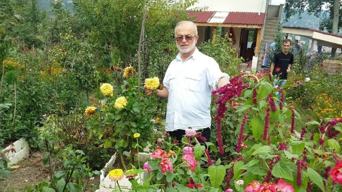 Hobi ile Başladı Ama Hedefi Botanik Bahçesi Yapmak