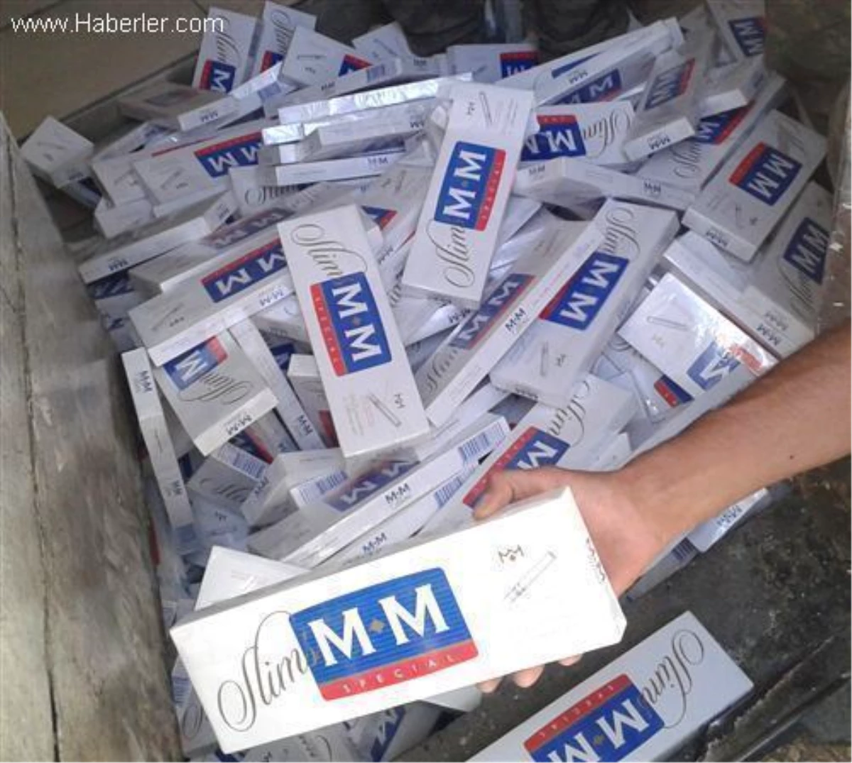 Konya\'da 11 Bin Paket Kaçak Sigara Ele Geçirildi