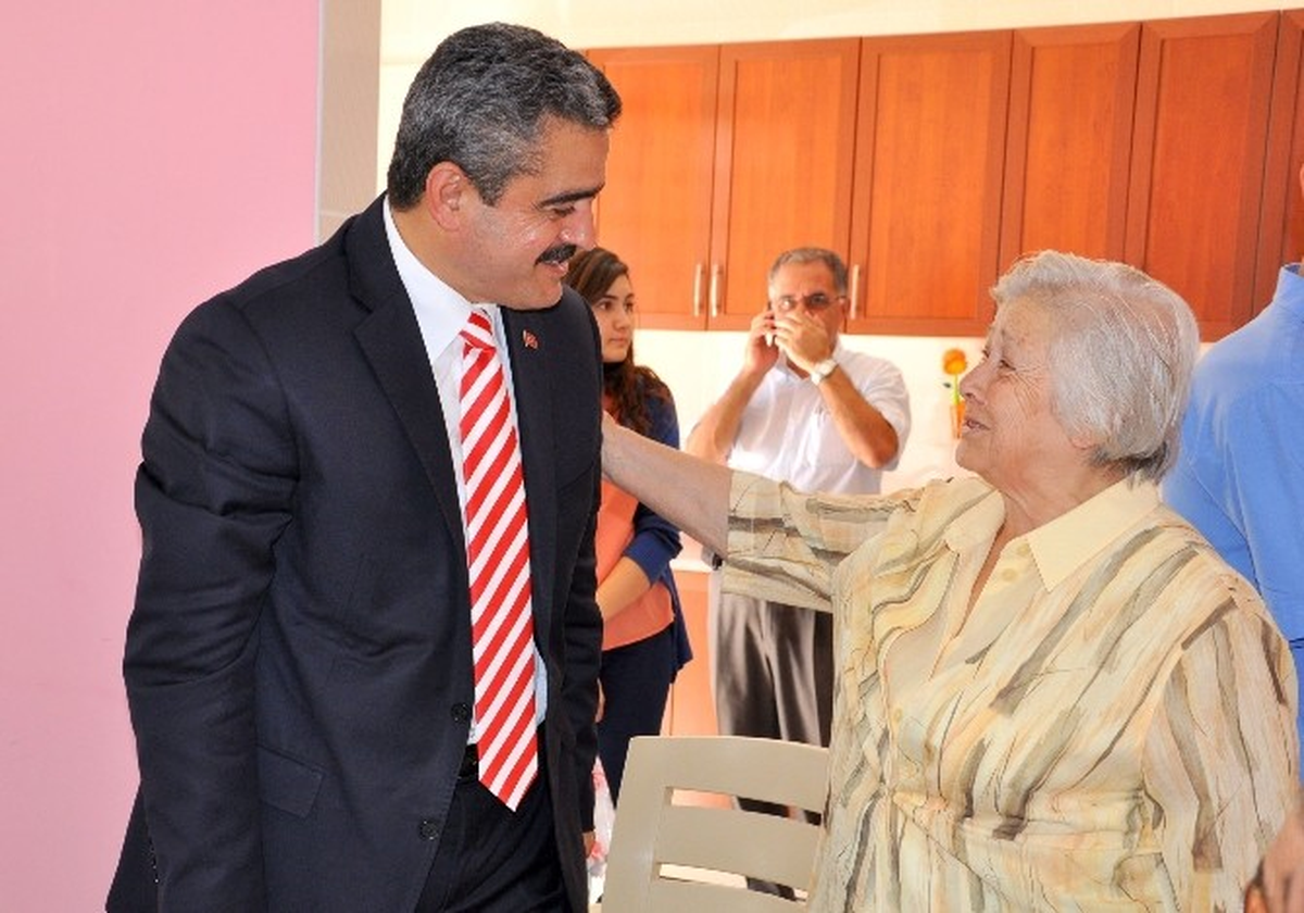 Başkan Alıcık, Alzheimer Hastalarını Unutmadı