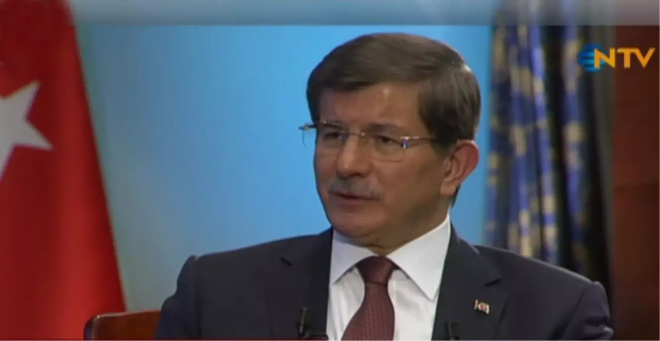 Davutoğlu\'nun Canlı Yayında Yanıt Vermediği Soru