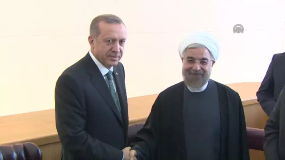 Erdoğan, İran Cumhurbaşkanı Ruhani ile Görüştü