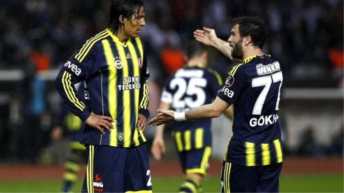Fenerbahçe\'nin Yıldızına Sürpriz Talip