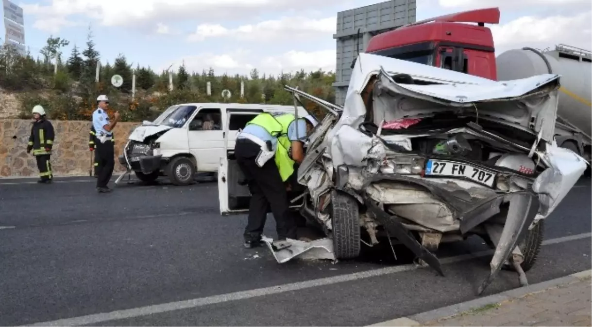 Gaziantep\'te Trafik Kazası: 1 Ölü, 6 Yaralı