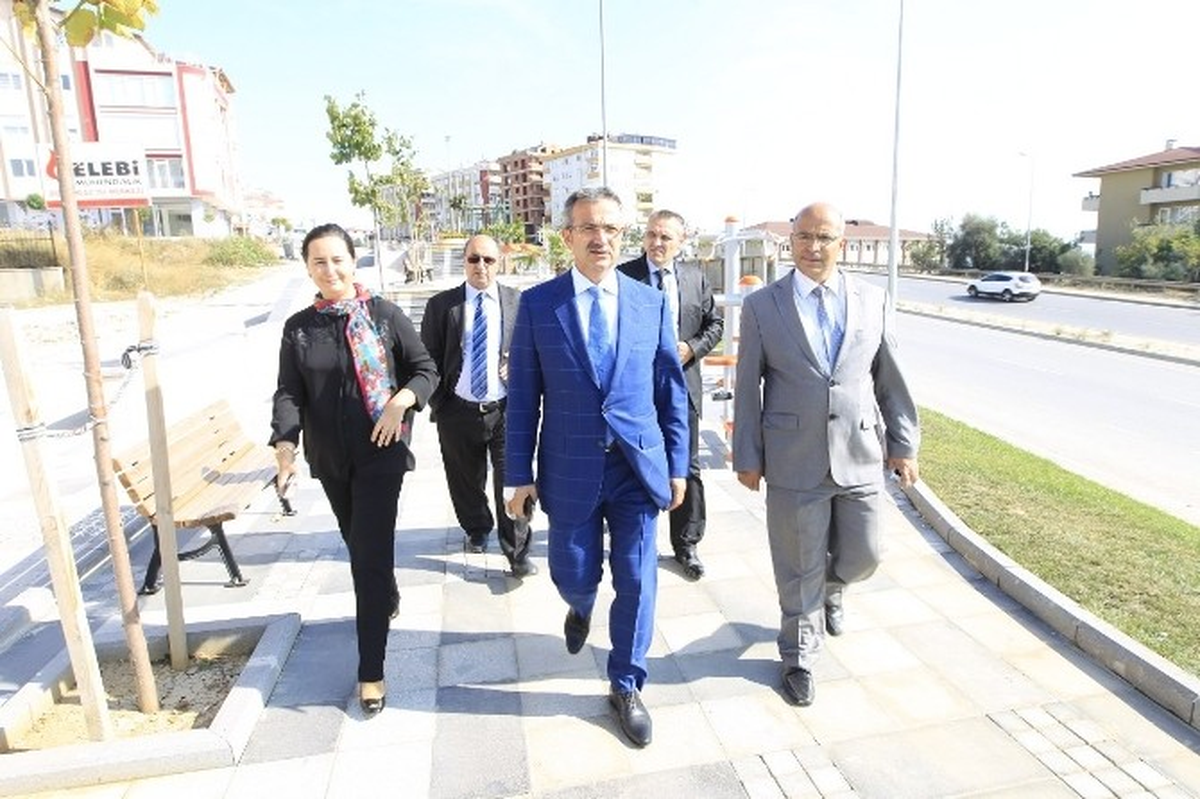 Hizmetler, Köşker\'in Yakın Takibinde