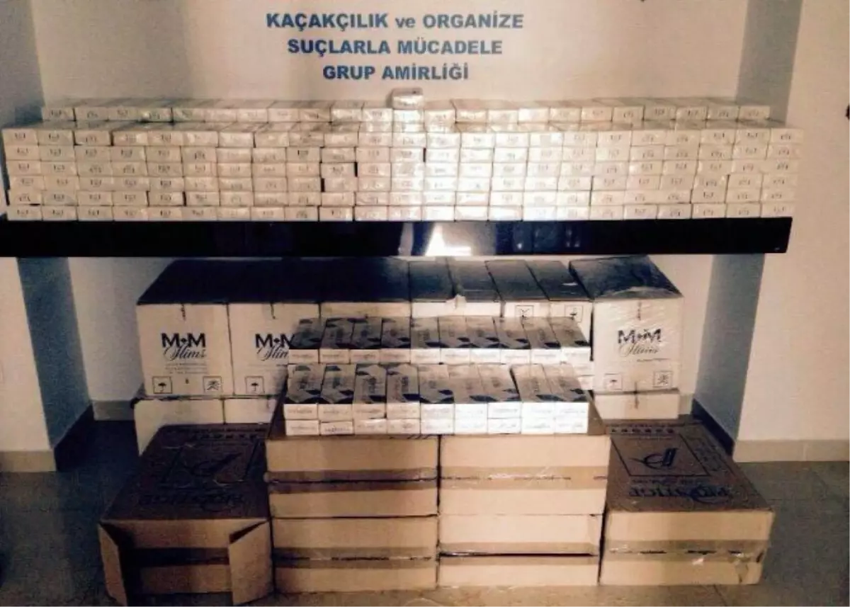 Kurban Satış Alanındaki Saman Altında Kaçak Sigara Çıktı