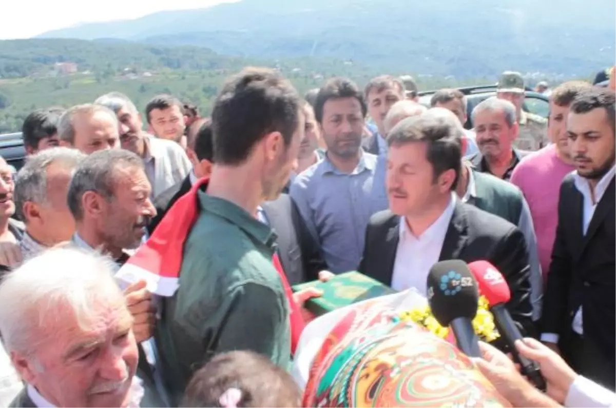 Serbest Kalan Özel Harekat Polisi, Babasıyla Hasret Giderdi