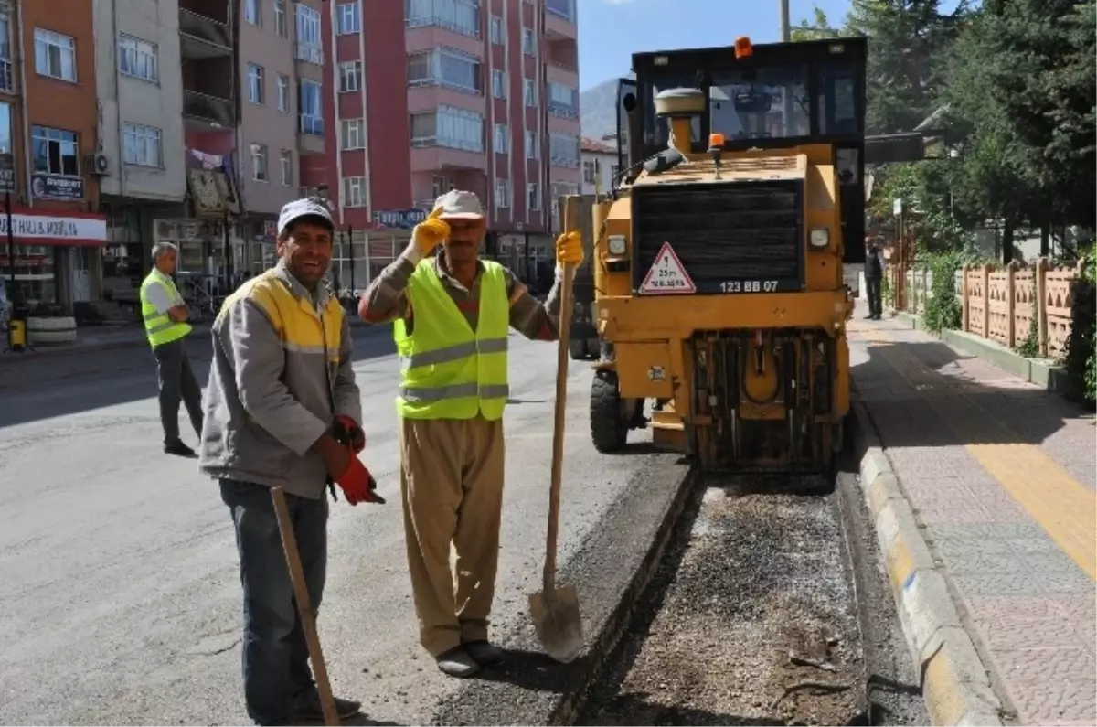 Seydişehir\'de Çevre Düzenlemeleri Sürüyor