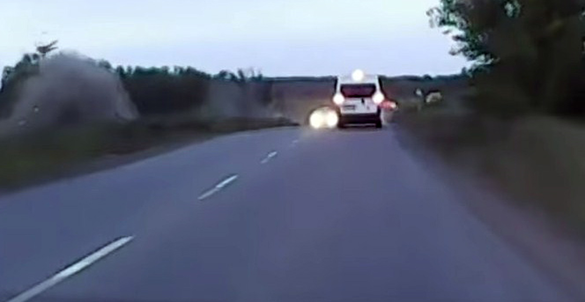 Şoför 10 Metre Havaya Fırladı