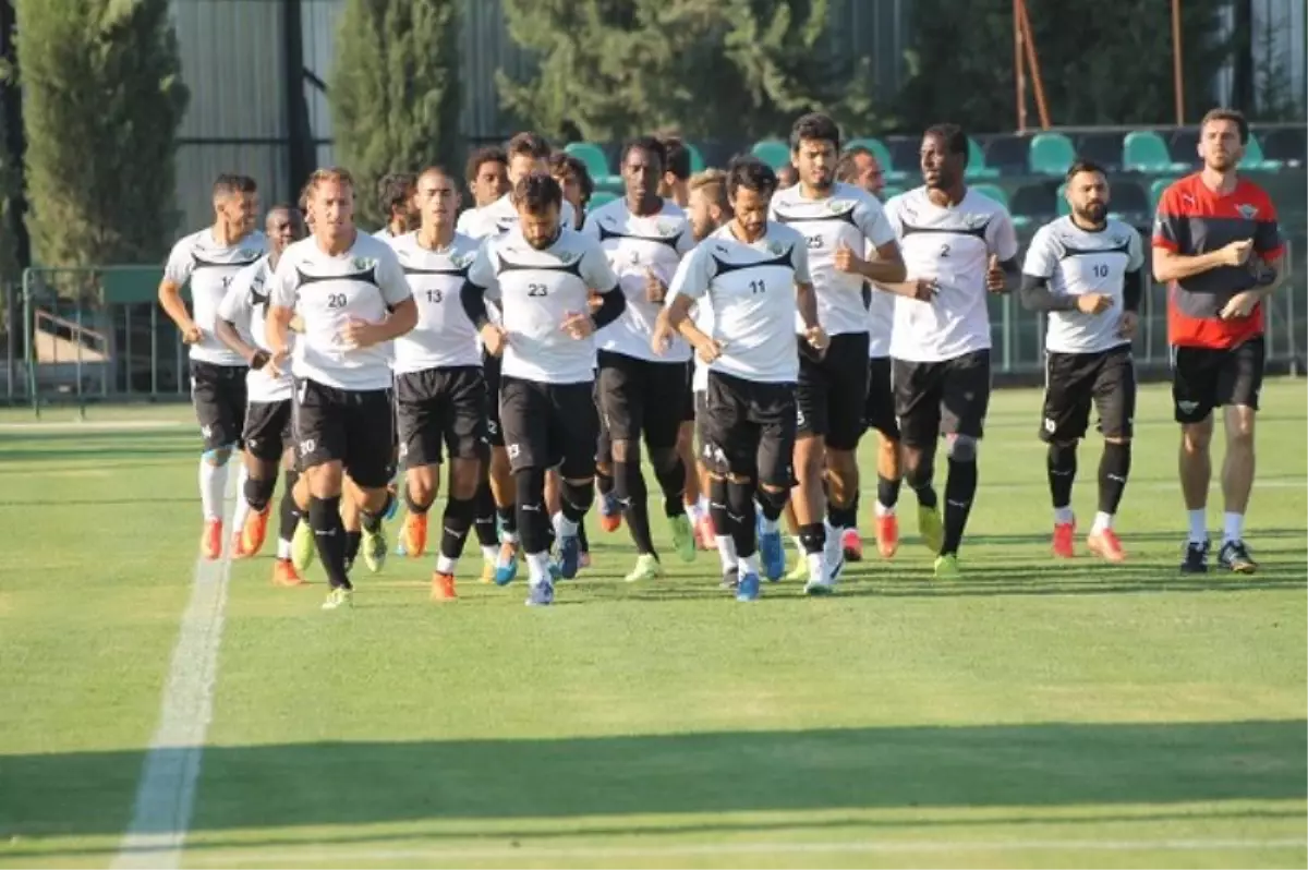 Akhisar Belediyespor, Fenerbahçe Maçı Hazırlıklarına Başladı