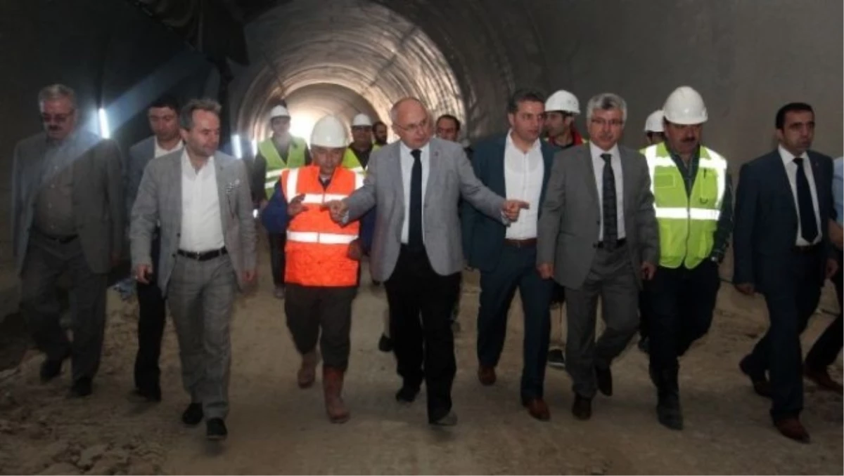 Büyükşehir\'in Meclis Üyeleri, Tünelleri İnceledi