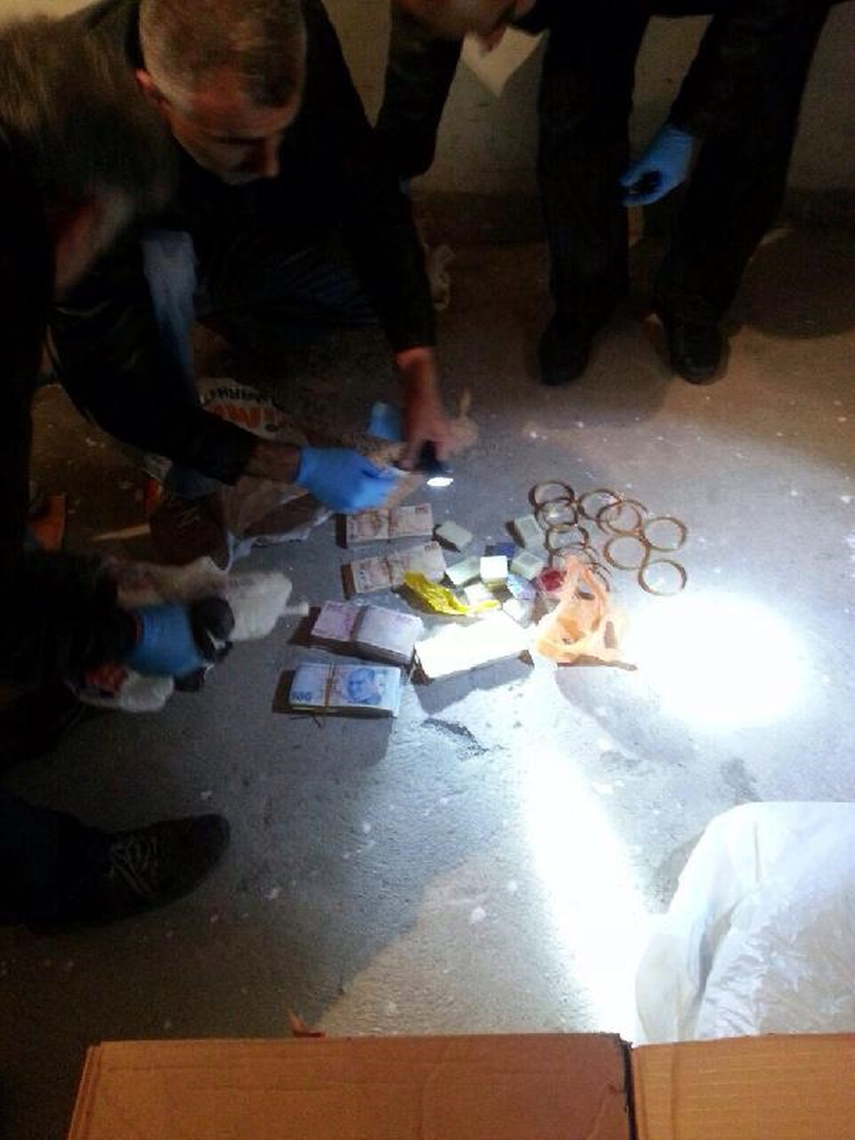 Çalındığını Sandığı Altınlar Evinde Bulundu