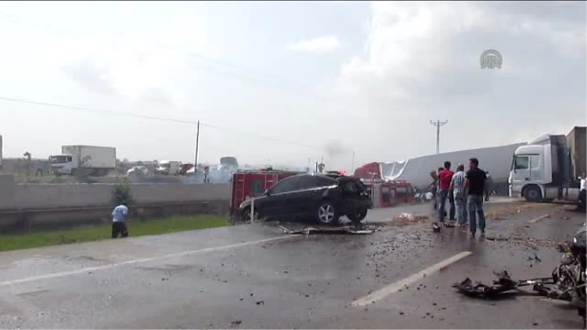 Ceyhan\'da Zincirleme Trafik Kazası (3)