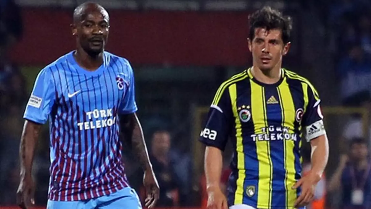 Emre ve Zokora Akhisar Belediye-Fenerbahçe Maçında Yine Karşı Karşıya Gelecek