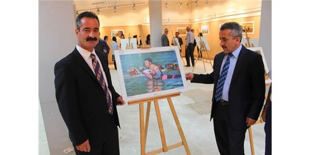 Hakkari\'de Tarım ve İnsan Fotoğraf Sergisi Açıldı
