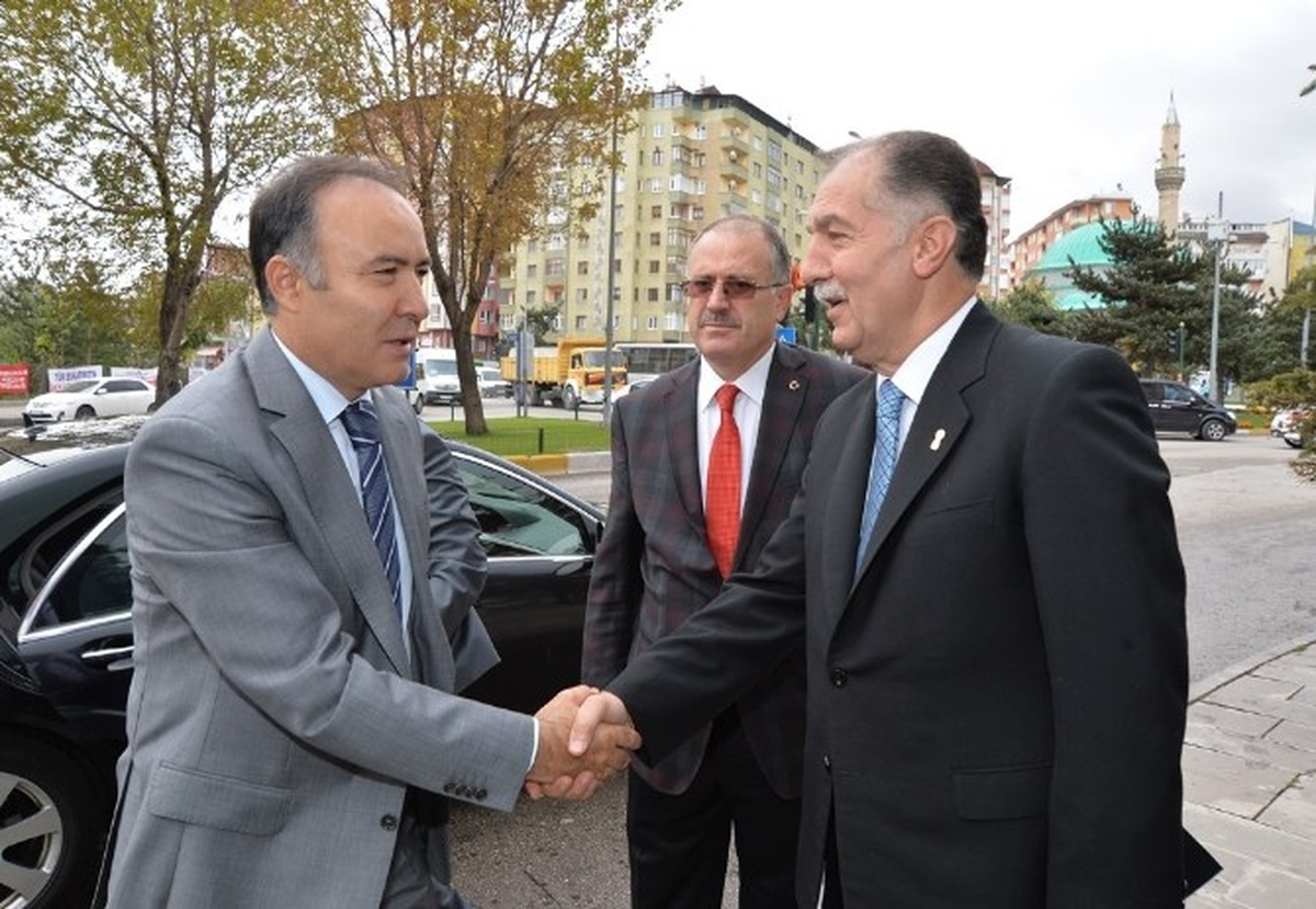 Huzur Başka Bir Şeydir. Zenginlikle, Lüksle Huzur Gelmez