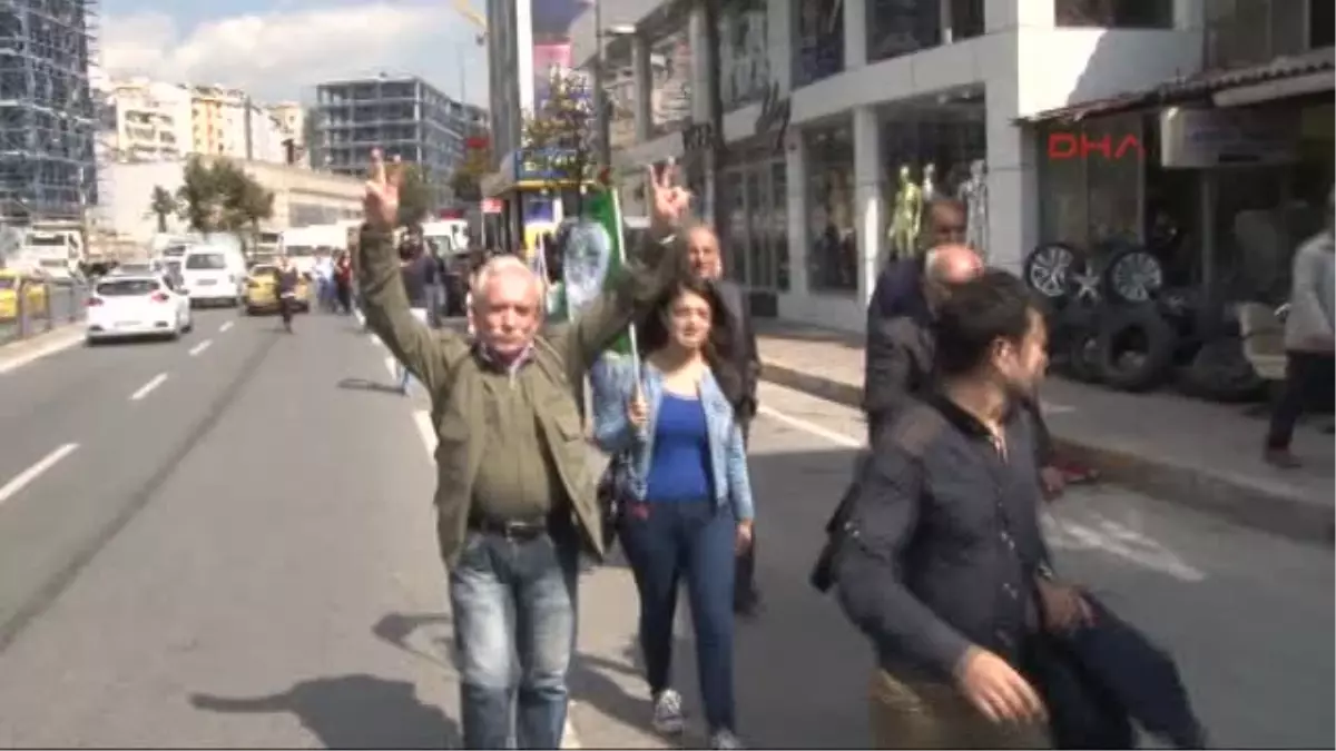 Kobani\'ye Gitmek İsteyen Gruba Polis İzin Vermedi