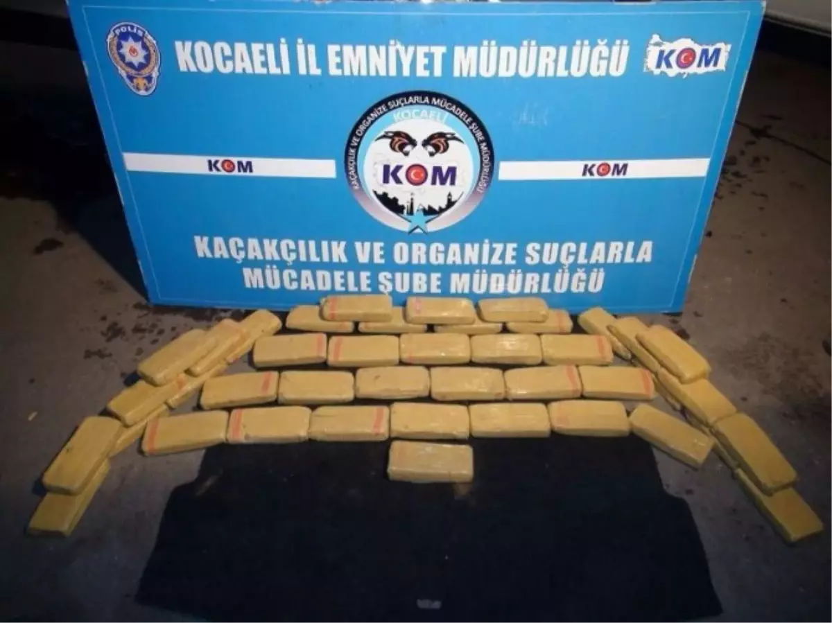 Kocaeli\'de 41 Kilo Eroin Ele Geçirildi