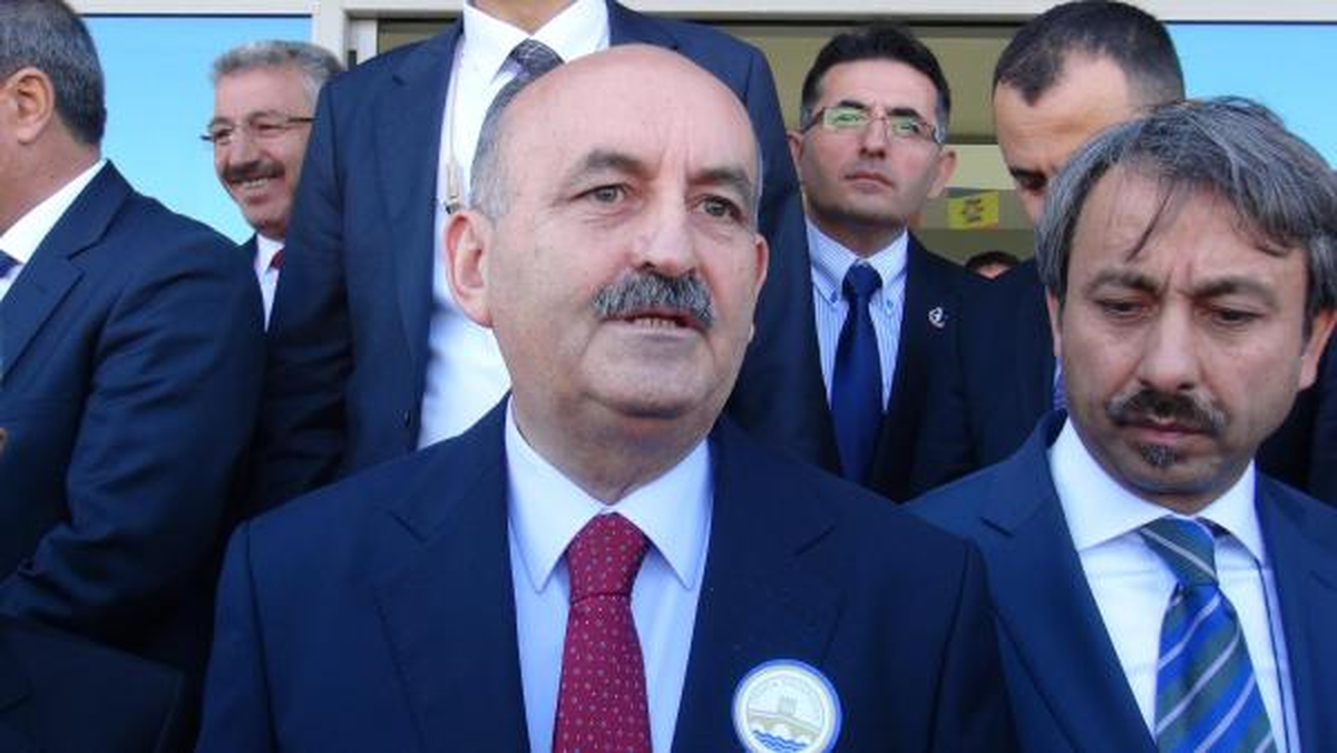 Müezzinoğlu: IŞİD Yaralısı da Olsa Tedavi Ederiz