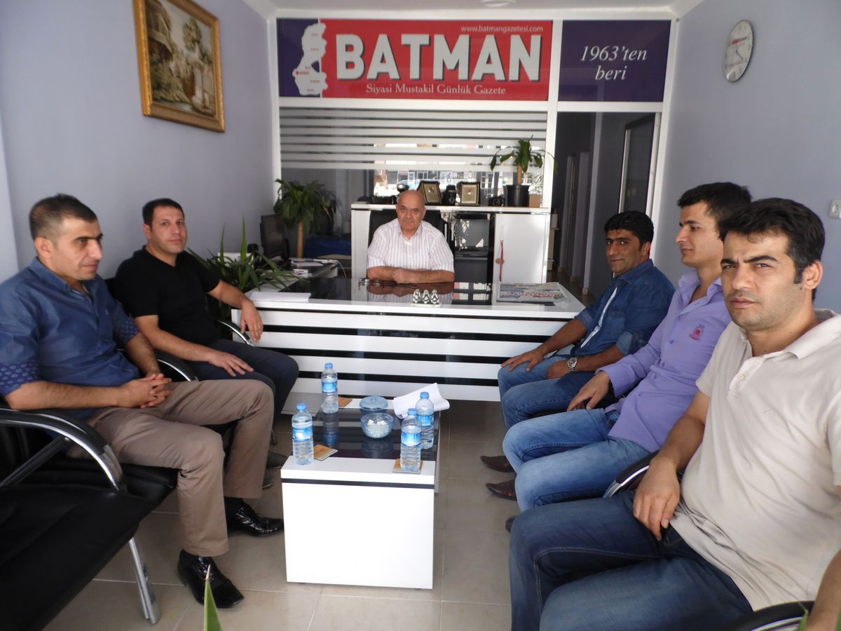 Müteahhit, TÜPRAŞ İşçilerini İşten Çıkardı