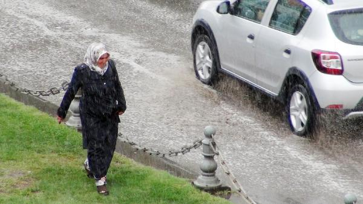 Şanlıurfa\'da Sağanak Yağmur