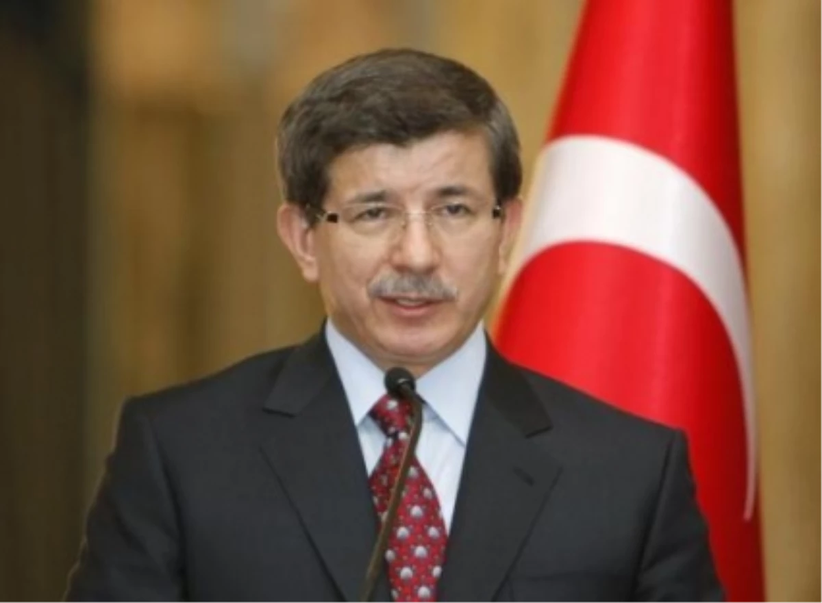 Başbakan Davutoğlu Memur-Sen Başkanı ve Üyelerini Kabul Etti