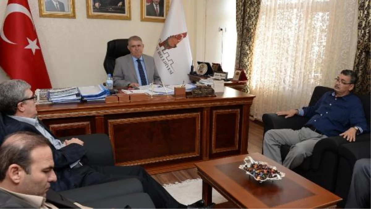 Şanlıurfa Belediye Başkanı Güvenç, Mahçiçek\'i Ziyaret Etti