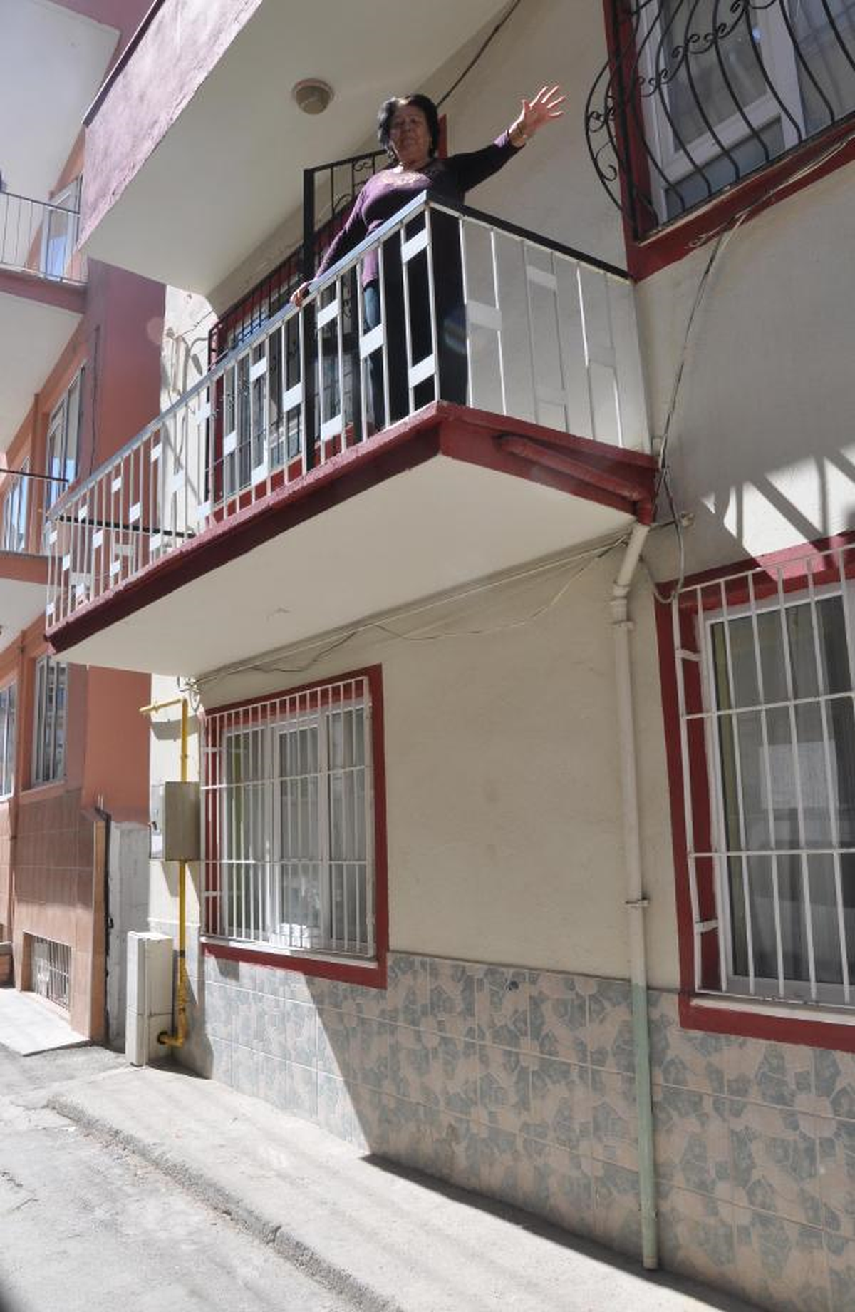 Denizli\'ye Yerleşen Gurbetçi Kadın, Dolandırıldı