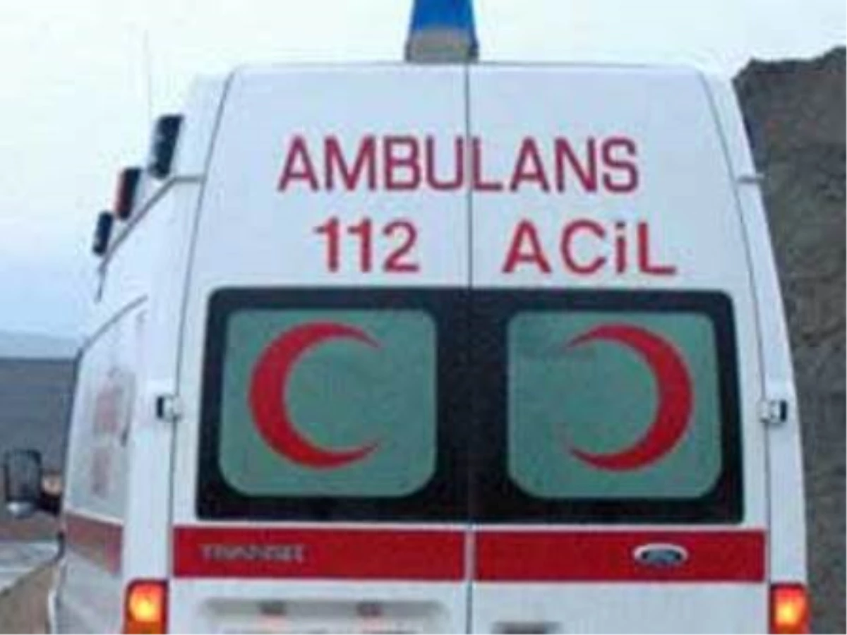 Karapınar\'da İtfaiye Aracına Çarpan Bisiklet Sürücüsü Yaralandı
