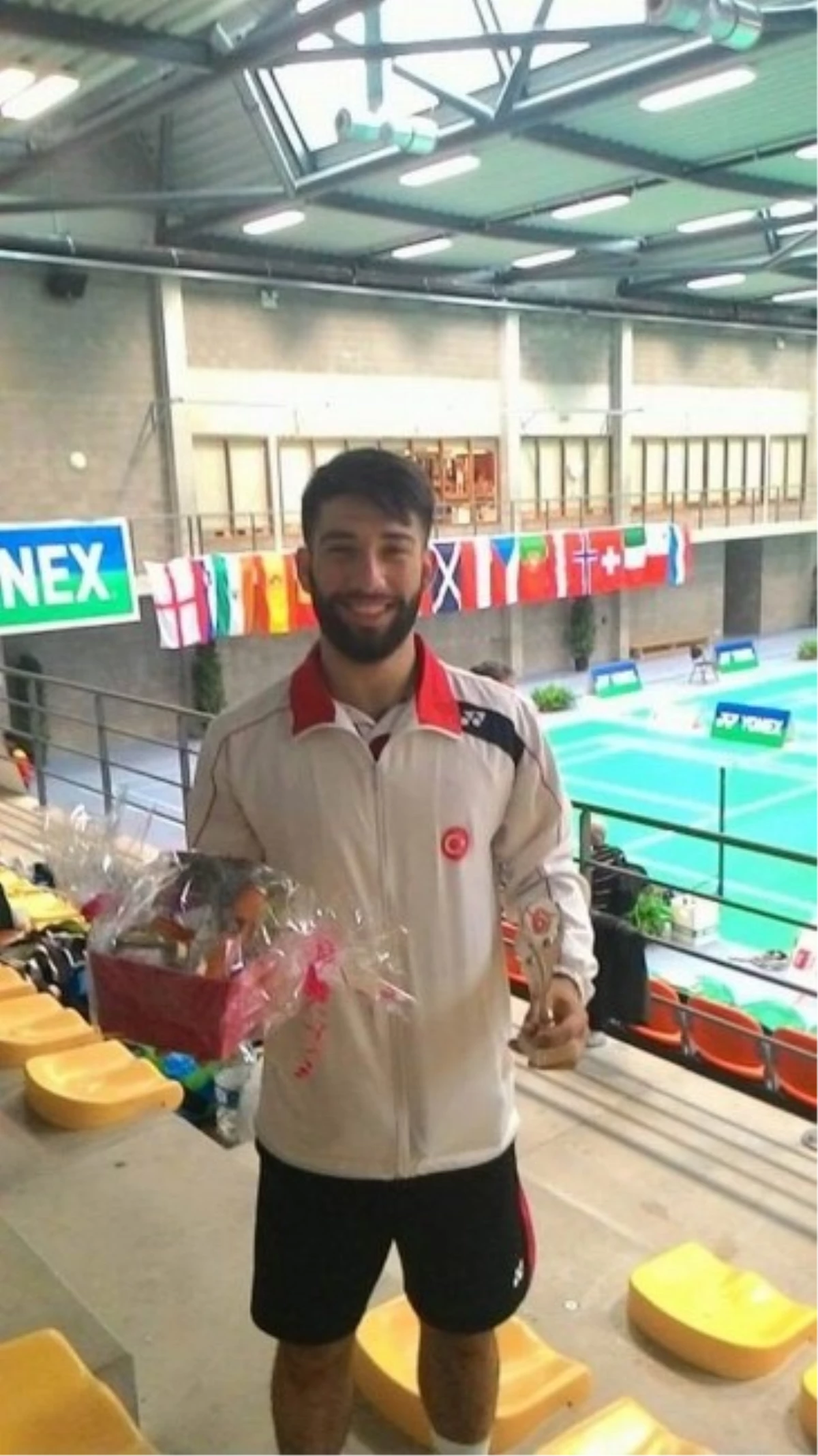 Milli Badmintoncu Belçika\'dan Gümüş Madalya ile Döndü