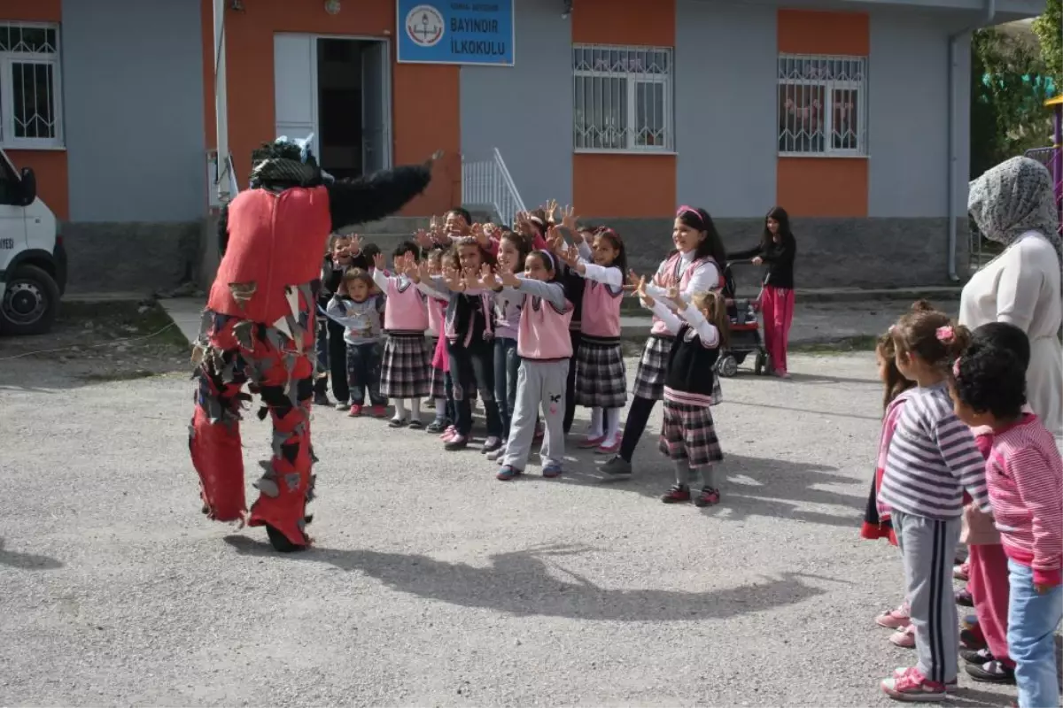 Sağlıklı Nesiller" Oyunu, Beyşehir\'de Okullarda Sahneleniyor