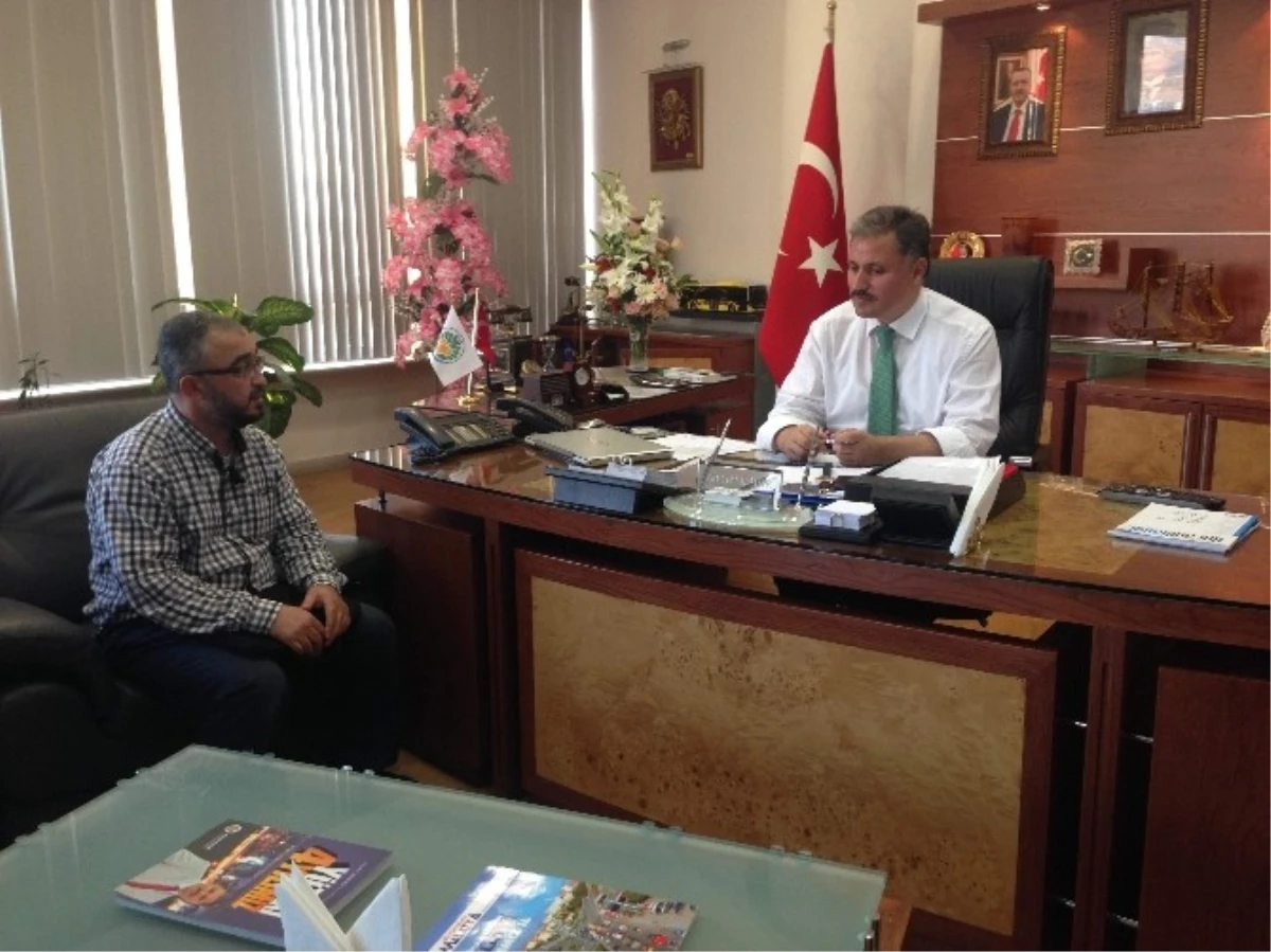 Semerkand Vakfı Yöneticilerinden Malatya Büyükşehir Belediye Başkanı Ahmet Çakır\'a Ziyaret