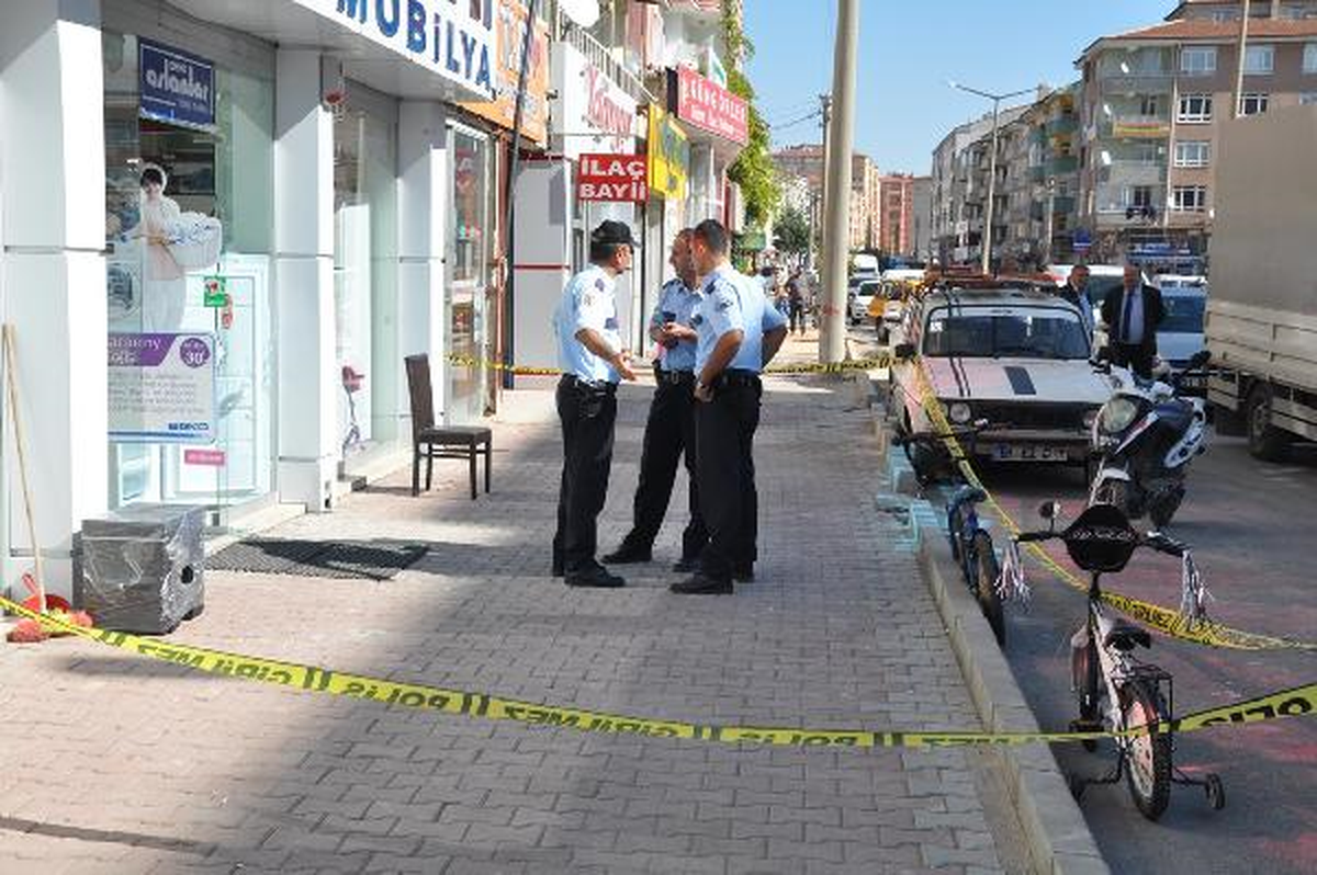 Tartıştığı Kişiyi Tabancayla Yaraladı