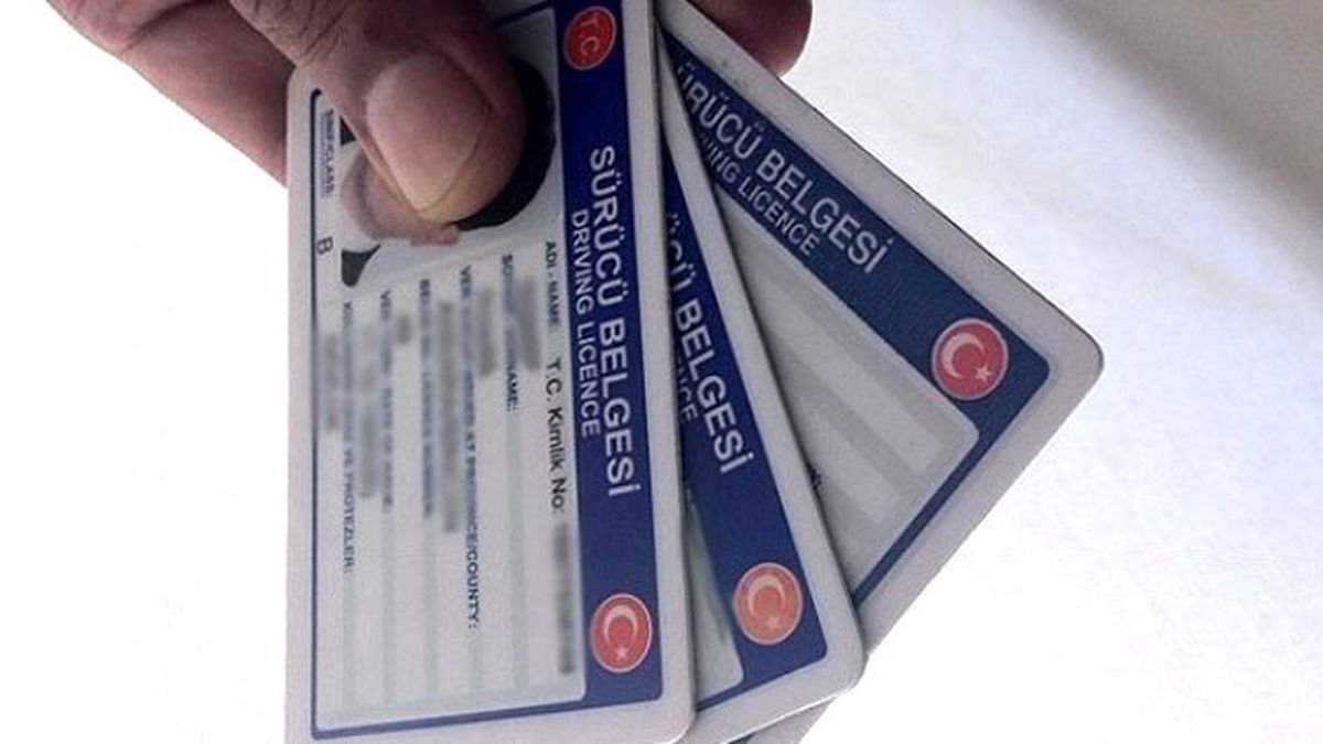 Trafik Adabı Dersini Geçemeyen Ehliyet Alamayacak