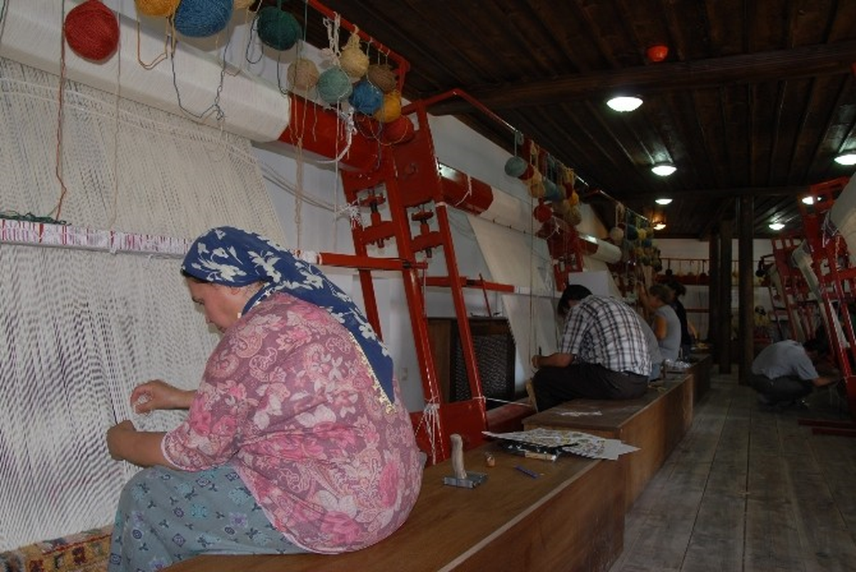 Uşak\'ta Tarhana, Kilim ve Halı İçin Özel Çalışmalar Yolda