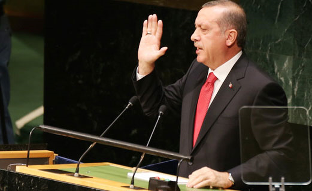 Usta, BM\'ye İnsanlık Dersi Verdi
