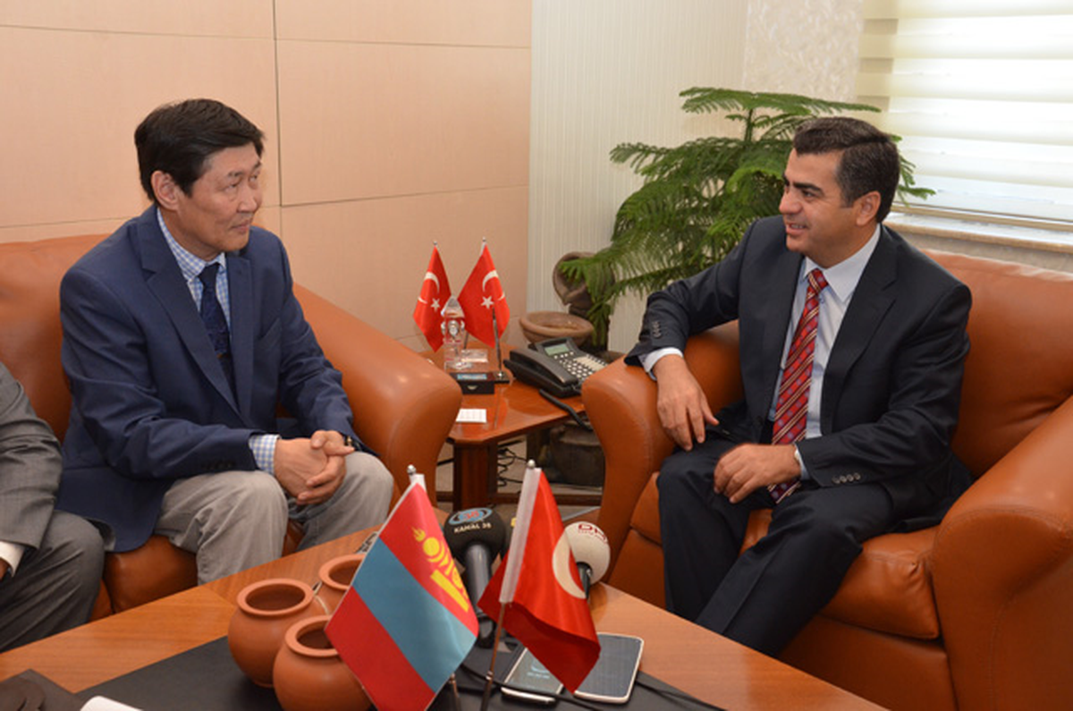 Vali Düzgün Moğolistan Heyetini Kabul Etti