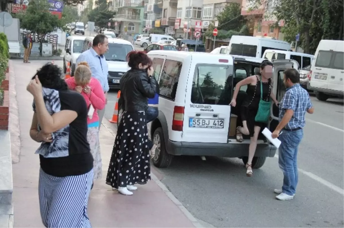 Yabancı Uyruklu 5 Kadın Sınır Dışı Edildi