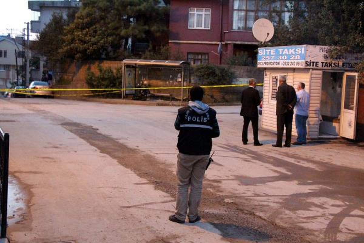 Zonguldak\'ta Şüpheli Valiz Paniği