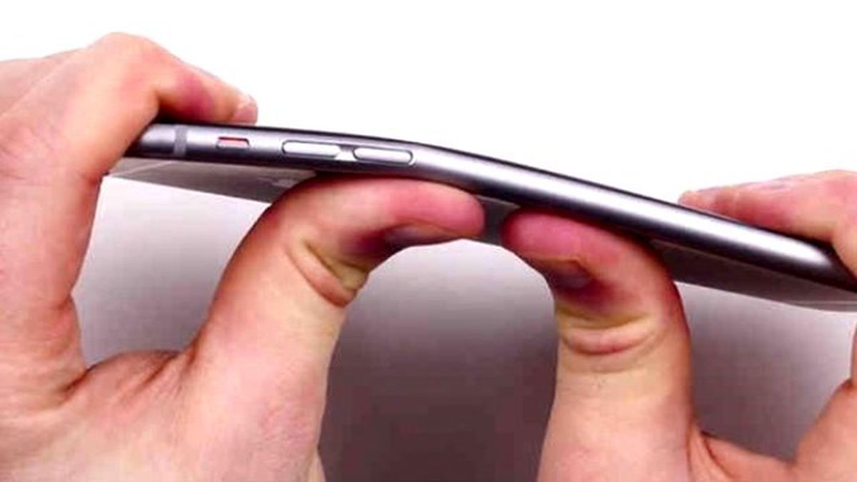 Apple, iOS 8 ve Eğilen Telefonlar İçin Açıklama Yaptı