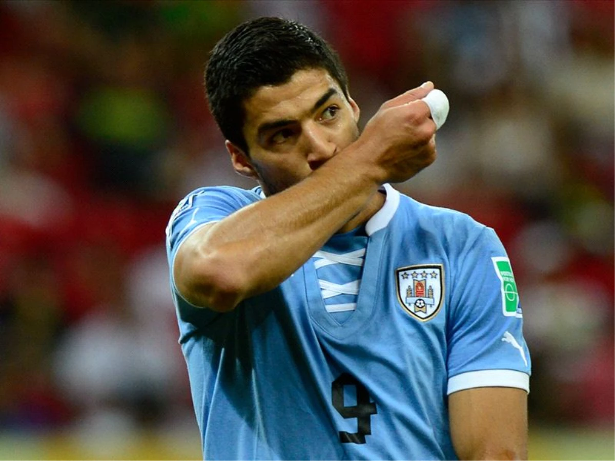Suarez, Uruguay\'ın Aday Kadrosunda