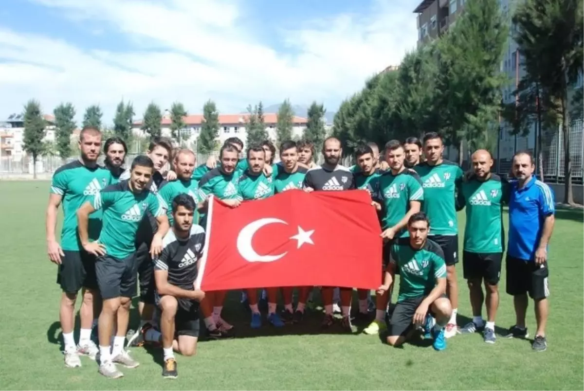 Aydınspor 1923 Yönetimi Aydınlılar Bayraklarıyla Maça Davet Etti