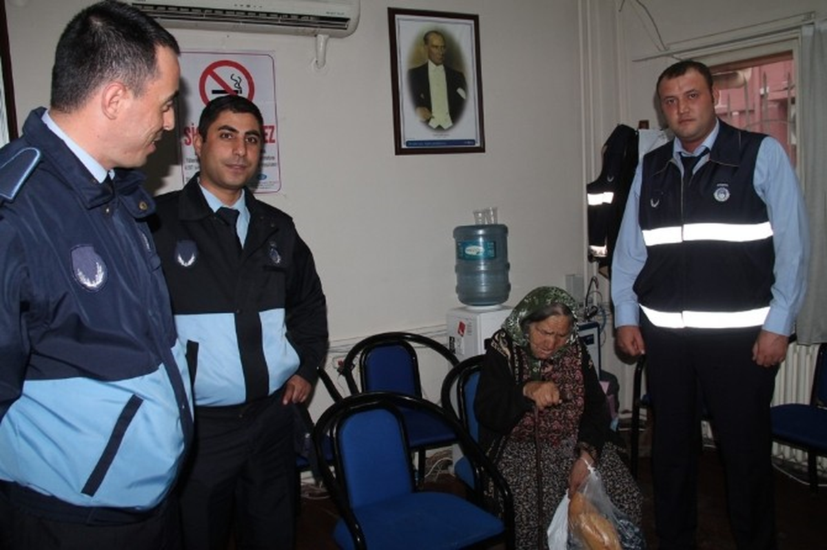 Edirne Belediyesi Zabıta Ekiplerinin Denetimleri Sürüyor
