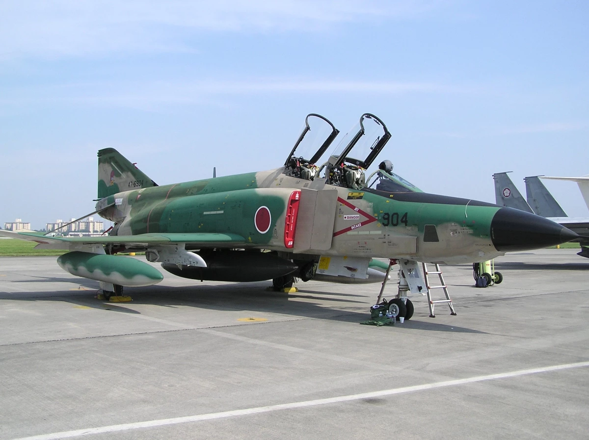 F-4 Savaş Uçağı Sahilde Sergilenecek