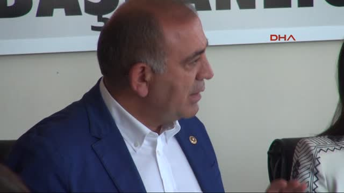 Gürsel Tekin, İç ve Dış Politikayı Eleştirdi