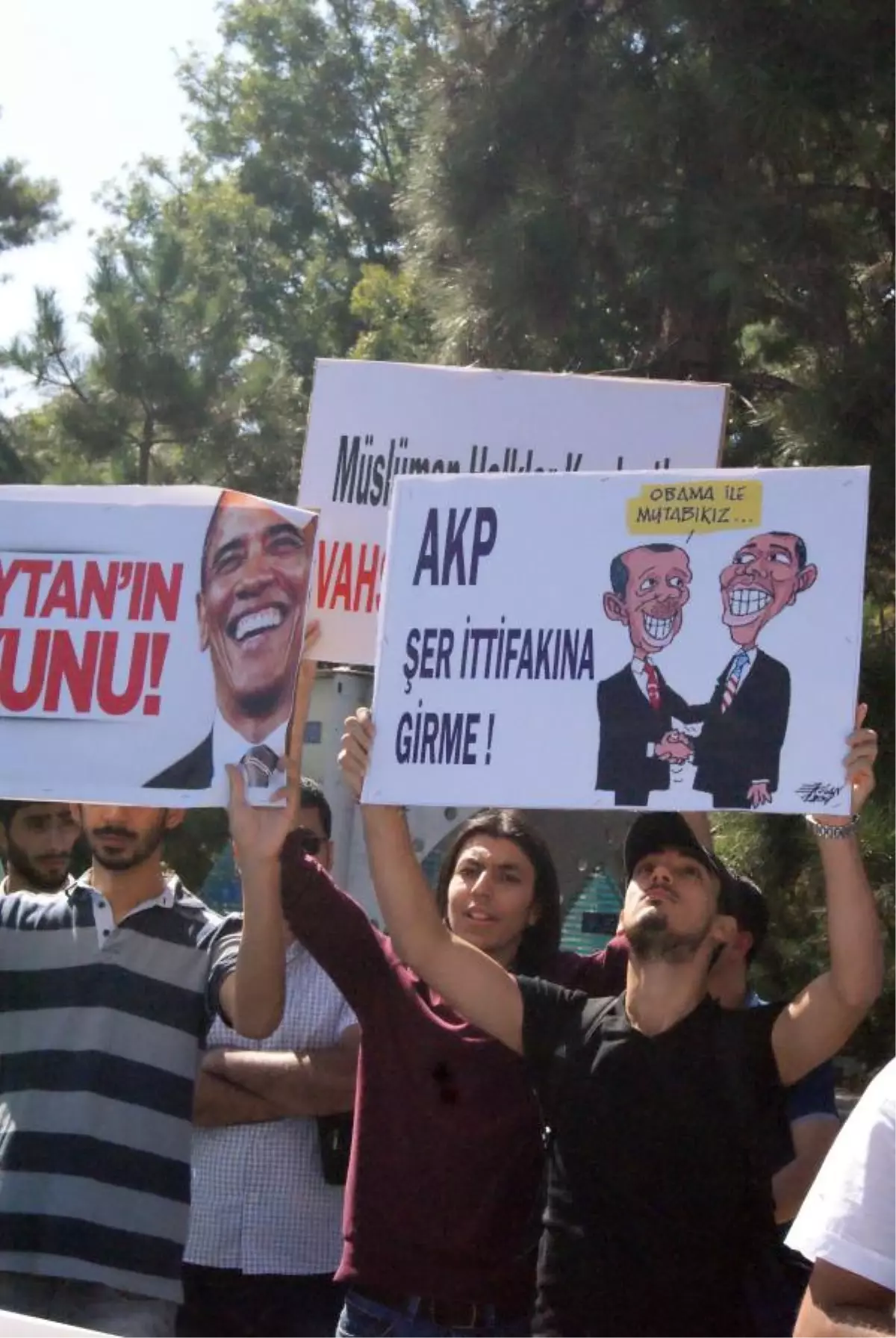 Kayseri\'de Cumhurbaşkanı Erdoğan\'a \'Işid\' Tepkisi