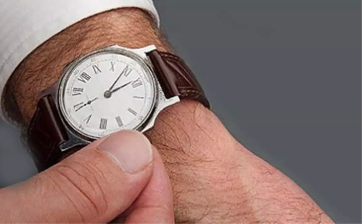 Mısır\'da 134 Günde 4. Kez Farklı Saat Uygulaması