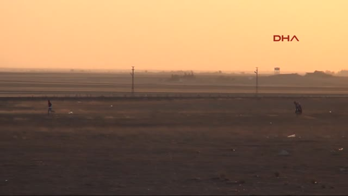 Nusaybin Mayınlı Bölgeden Koşarak Suriye\'ye Geçtiler