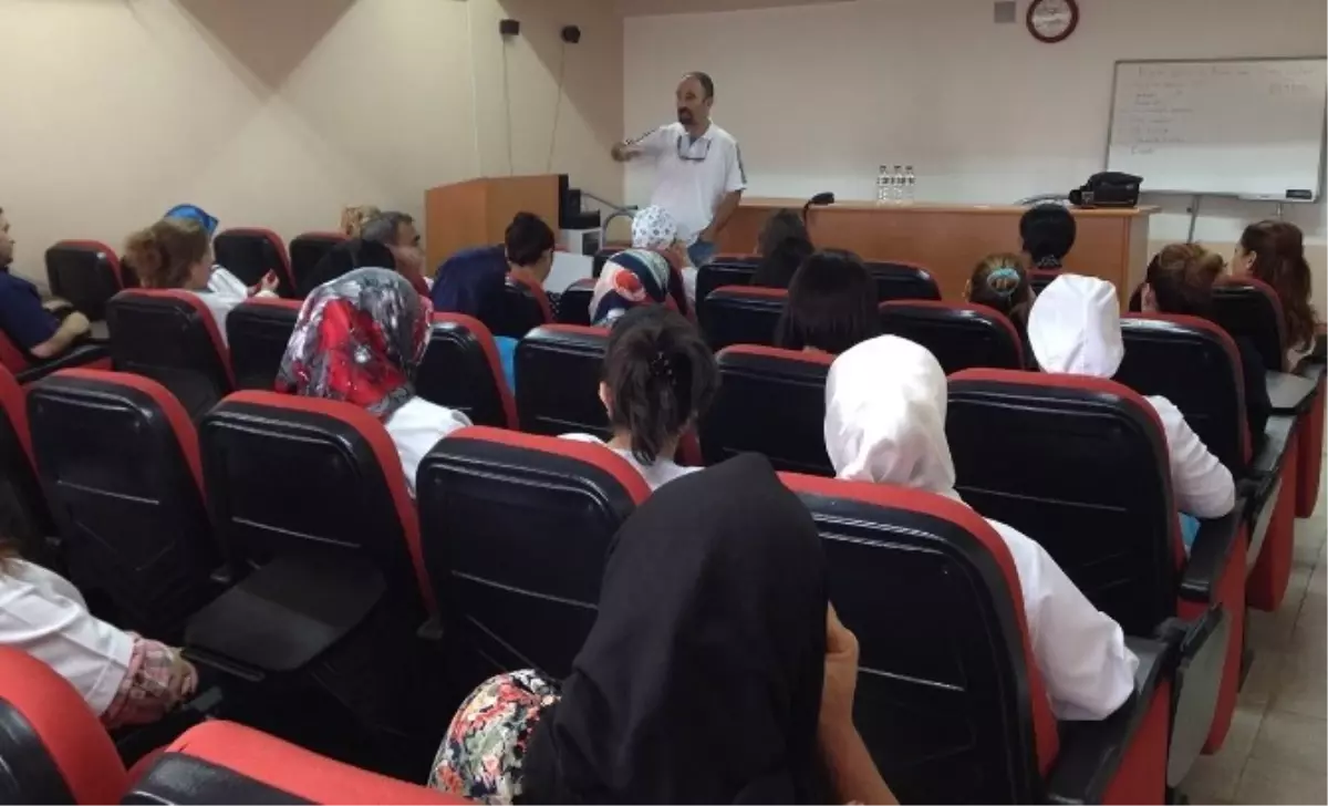 Öğrencilere"Bilinçli Bireyler ve Toplum" Semineri Verildi