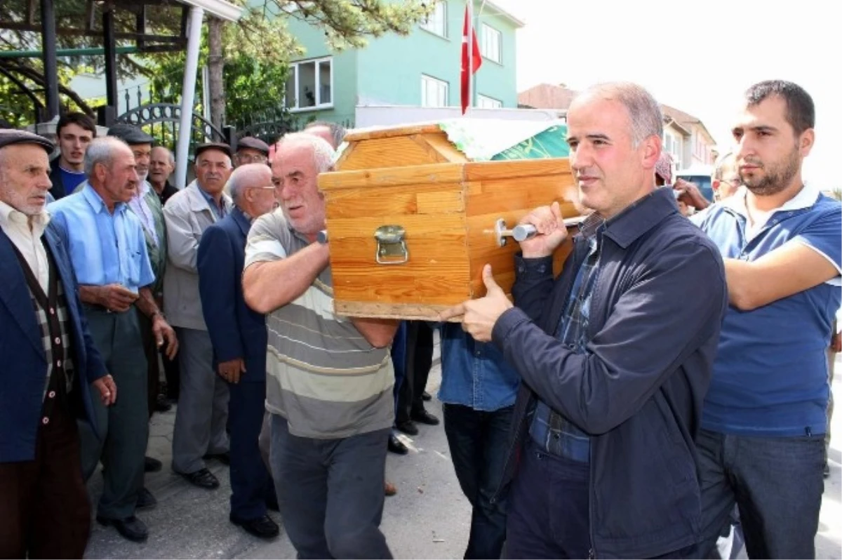 Bayramda Satacağı Hayvanın Kurbanı Oldu